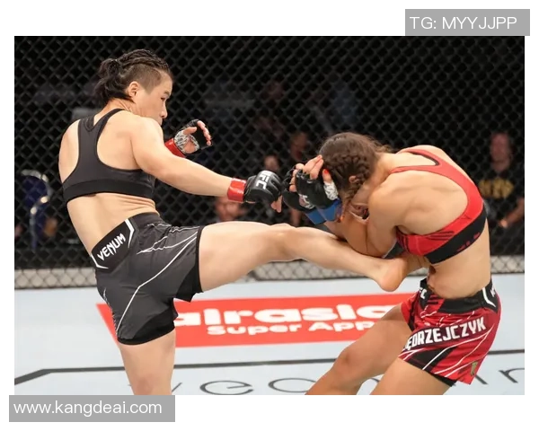 法国女足与中国女足精彩对决展现女性足球魅力与团结精神